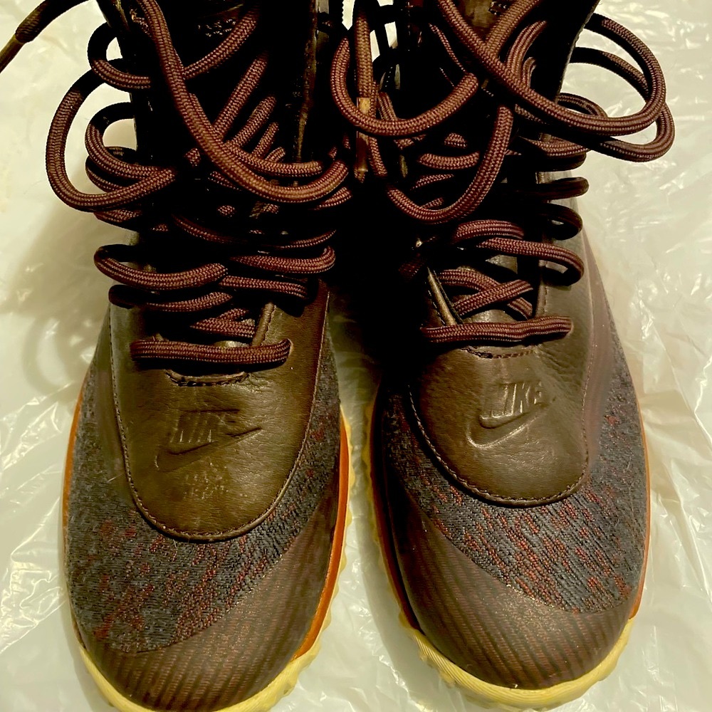 Nike ankle boots